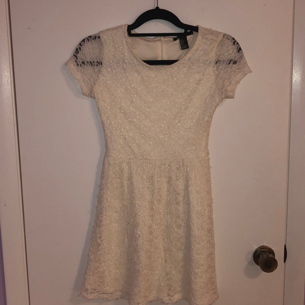 Forever 21 white lace dress